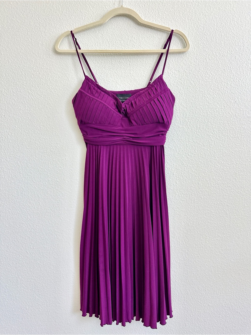 Max & Cleo Purple Pleated Strappy Cocktail V-Neck Y2K Midi Dress (Size: 4/S)